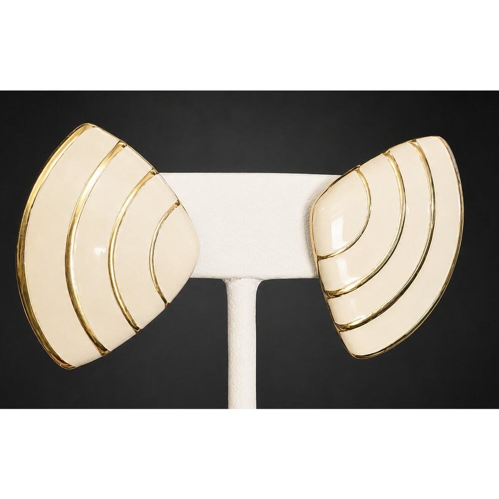 Vintage Napier Clip-On Earrings Creamy‎ White Enamel Gold-Tone Geometric  wp-